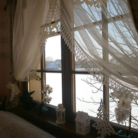 Apartament Z Widokiem Na Jezioro Mikołajki Exteriör bild